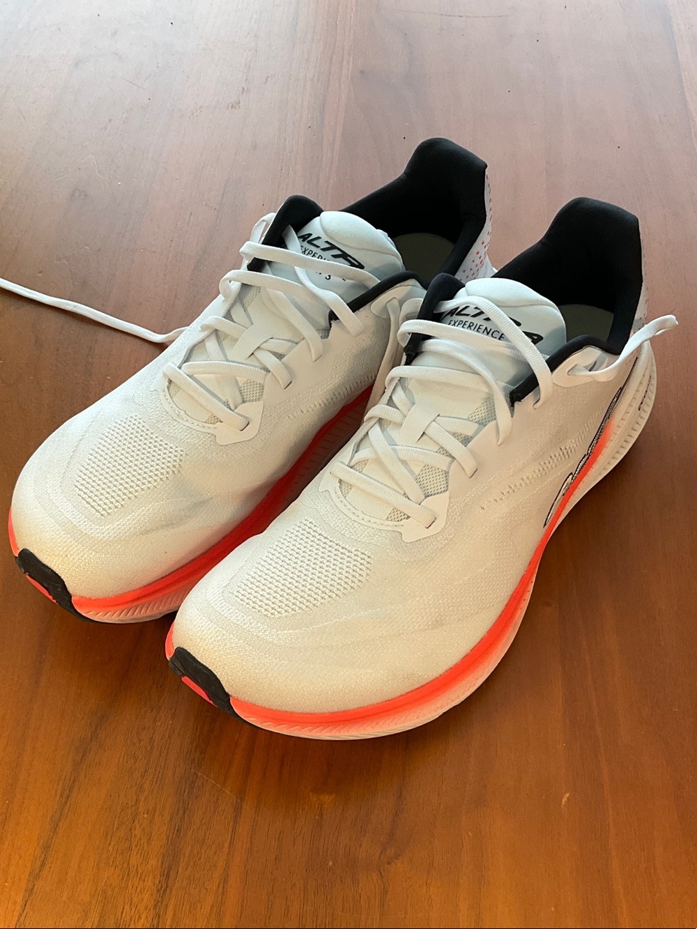 Flow 3 Men's Running Shoes - White with Orange Accent used